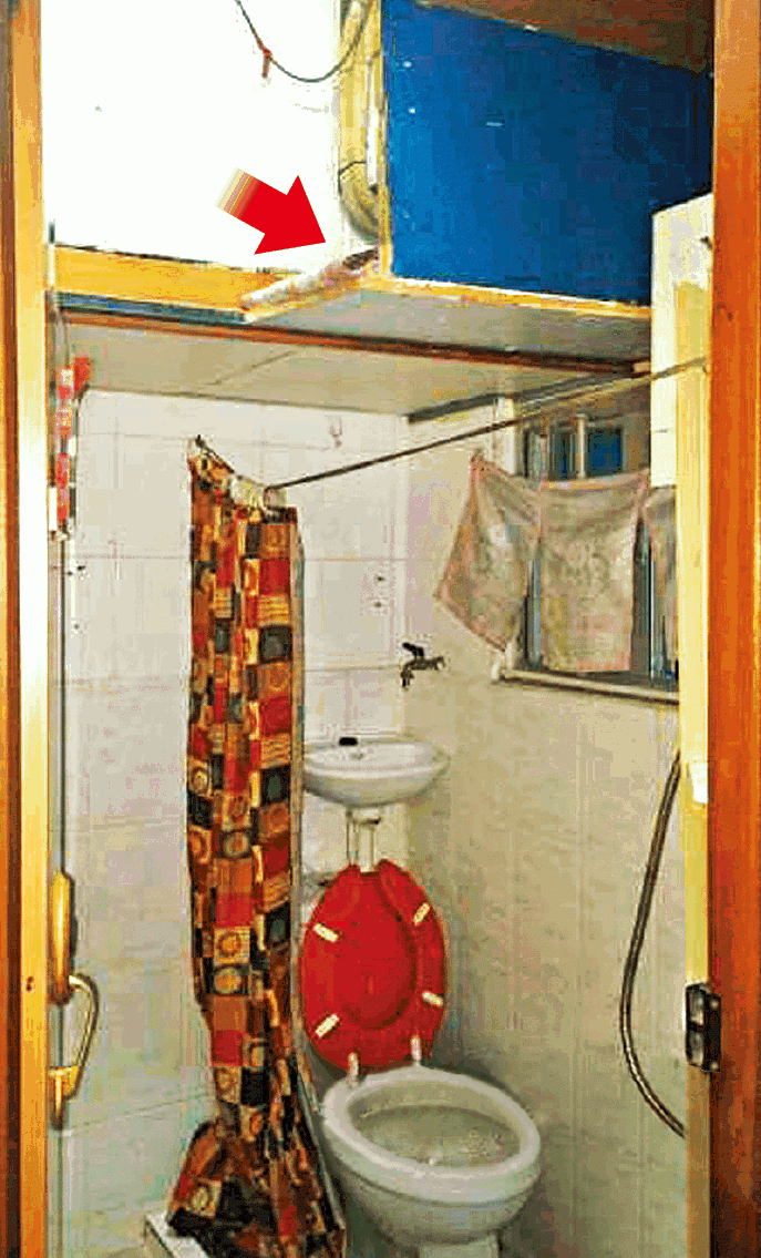 香港厕所劏房月租千元   床位竟在马桶上？！ dff