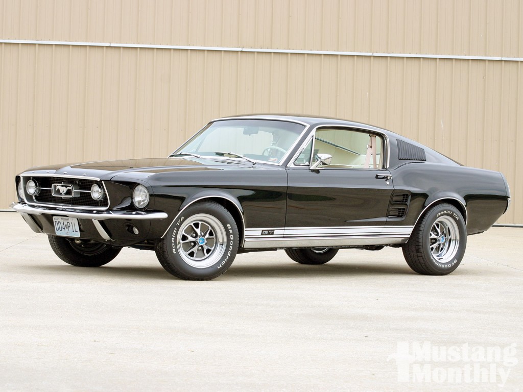 Ford-Mustang-1967-31