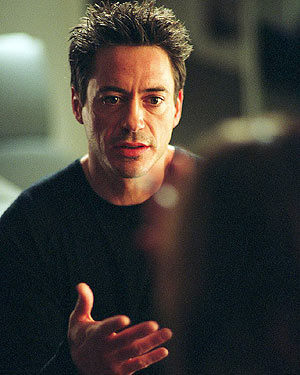 9-robert-downey-kiss-kiss