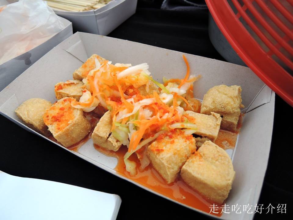 【不要只会去Jonker Street了!】马六甲最新美食街Machap Walk! 街头吃到街尾都吃不完呀~