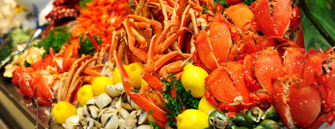 Carousel-Buffet-Restaurant-Seafood-Spread