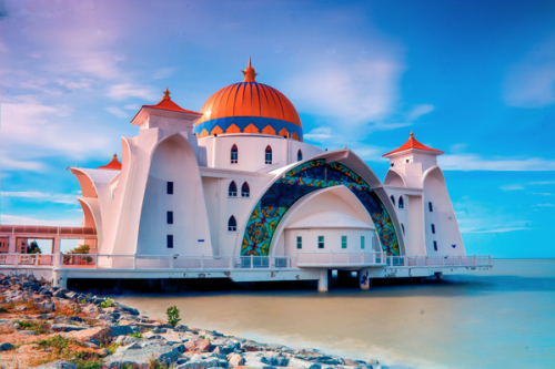 the-malacca-straits-mosque-in-the-malacca-island-of-malaysia